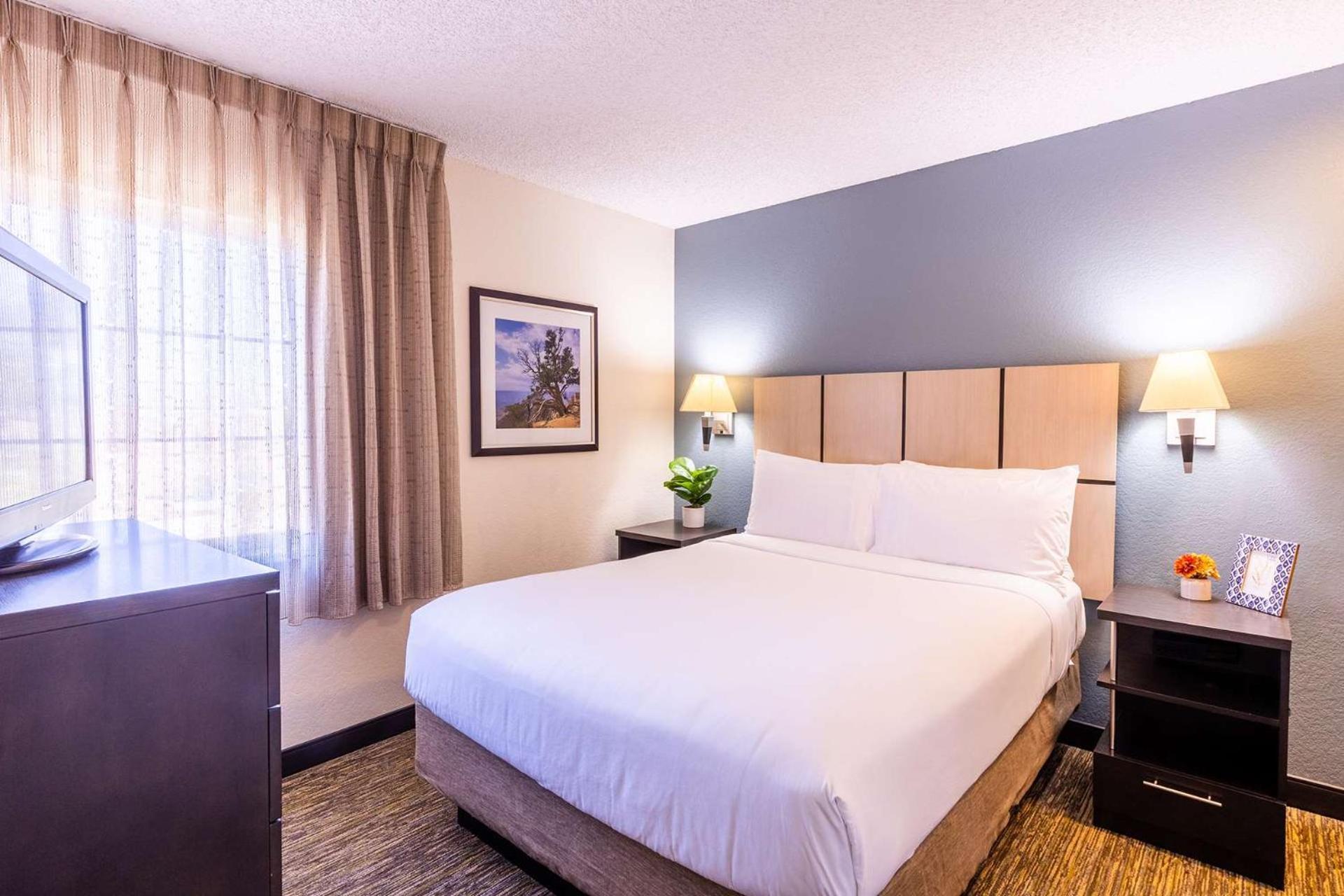 Sonesta Simply Suites Houston Brookhollow Экстерьер фото