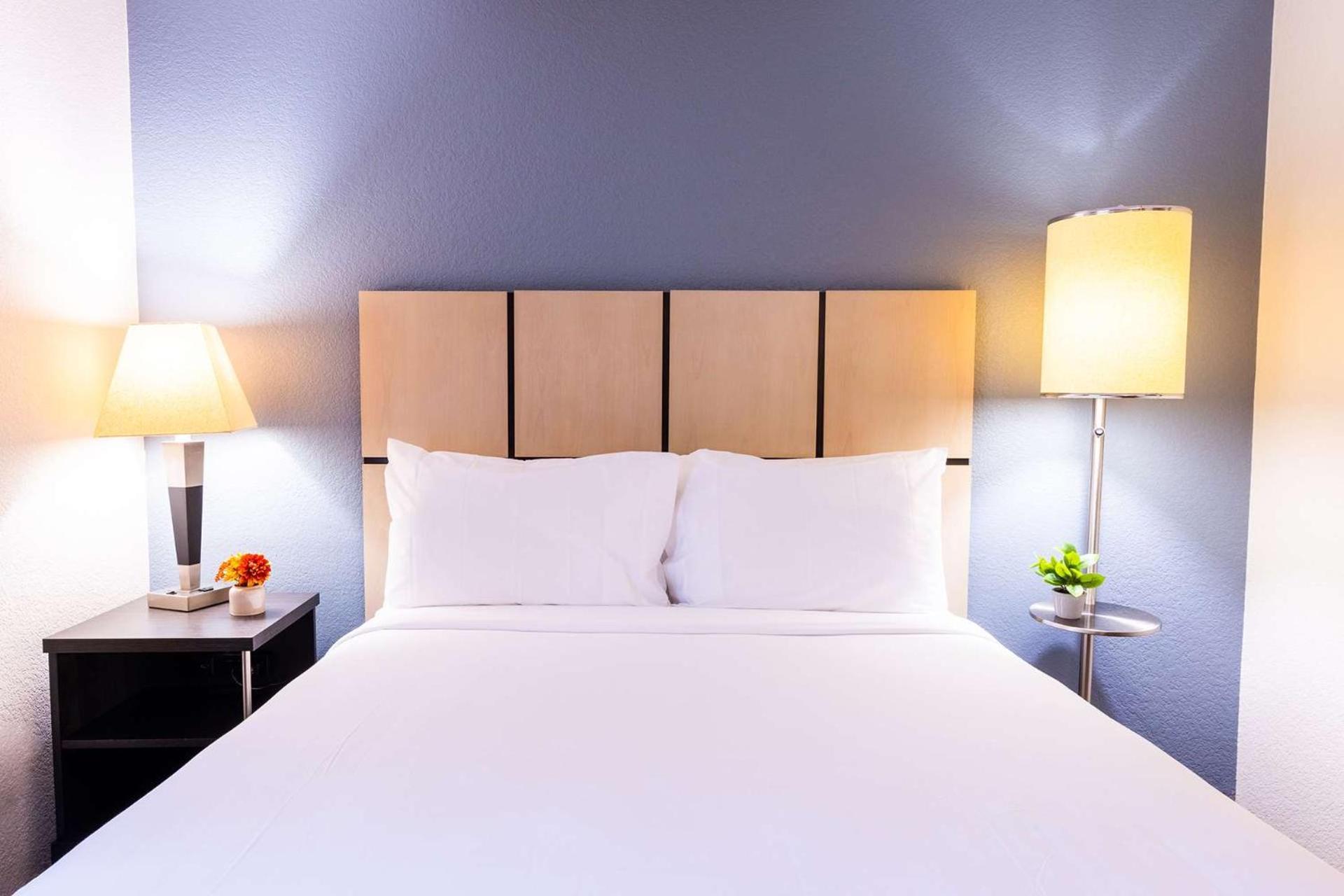 Sonesta Simply Suites Houston Brookhollow Экстерьер фото